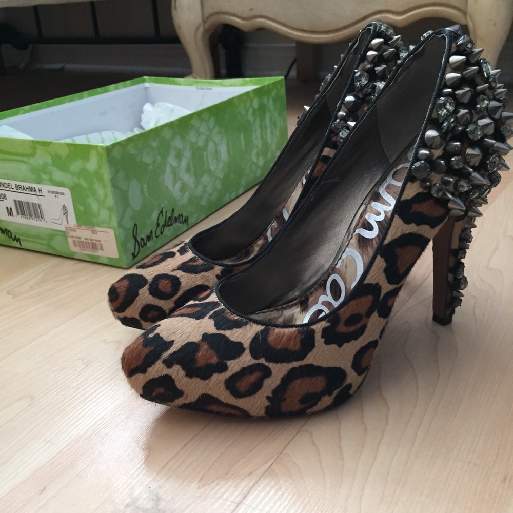 Sam Edelman Spiked leopard pumps NEW